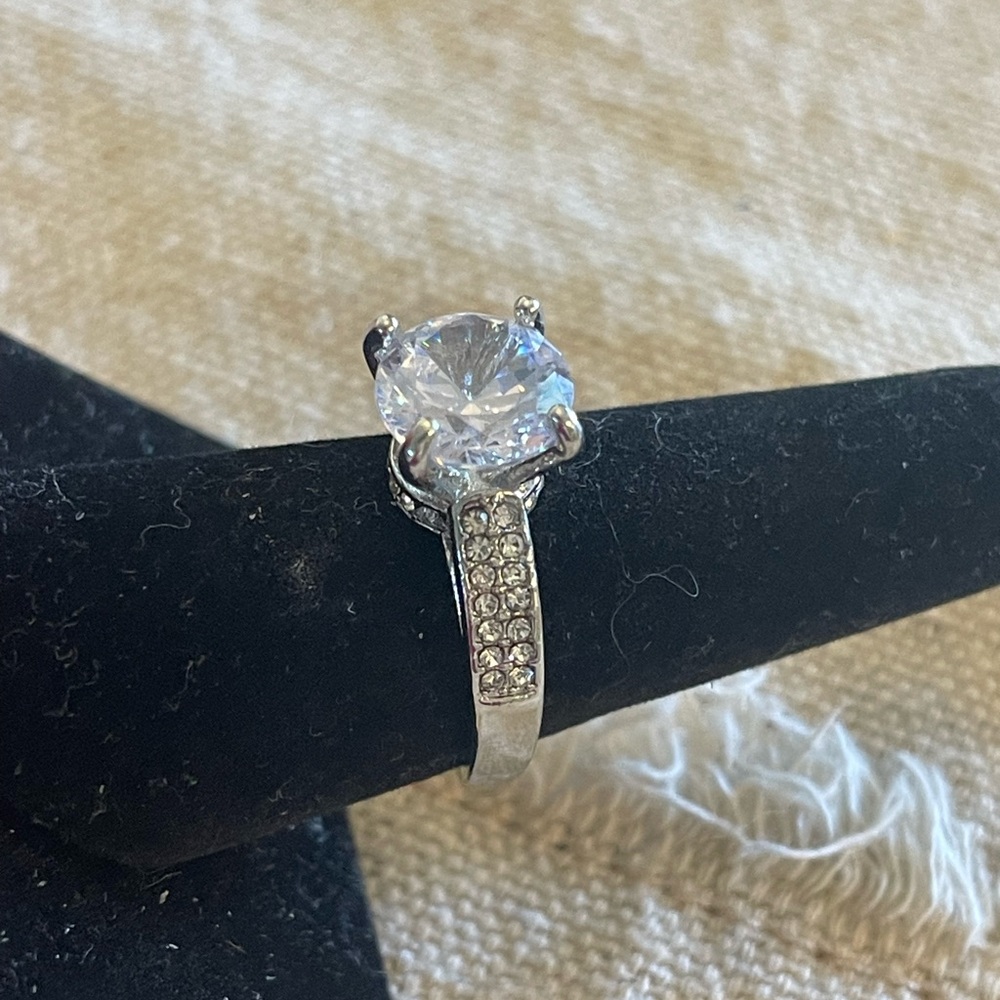 CZ ring - Picture 3 of 5